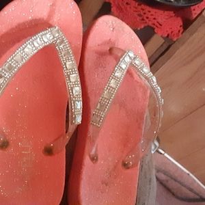 Childs flip flops